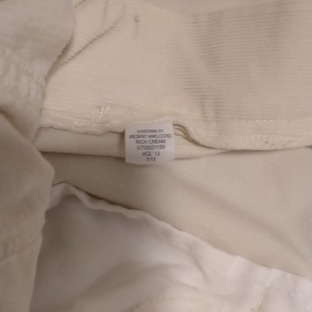 Banana Republic cords - Cream Colored - Picture 5 of 9